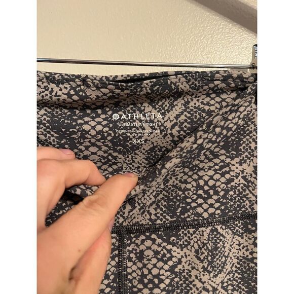 Athleta Ultimate 7/8 Tight Snake Print Sz. XXS - Picture 5 of 7